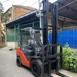 Jual, rental, service dan parts Toyota 8FD30 Forklift Murah