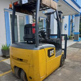 Caterpillar Forklift EP25NT. Caterpillar forklift bekas dan baru murah. Distributor forklift caterpillar.