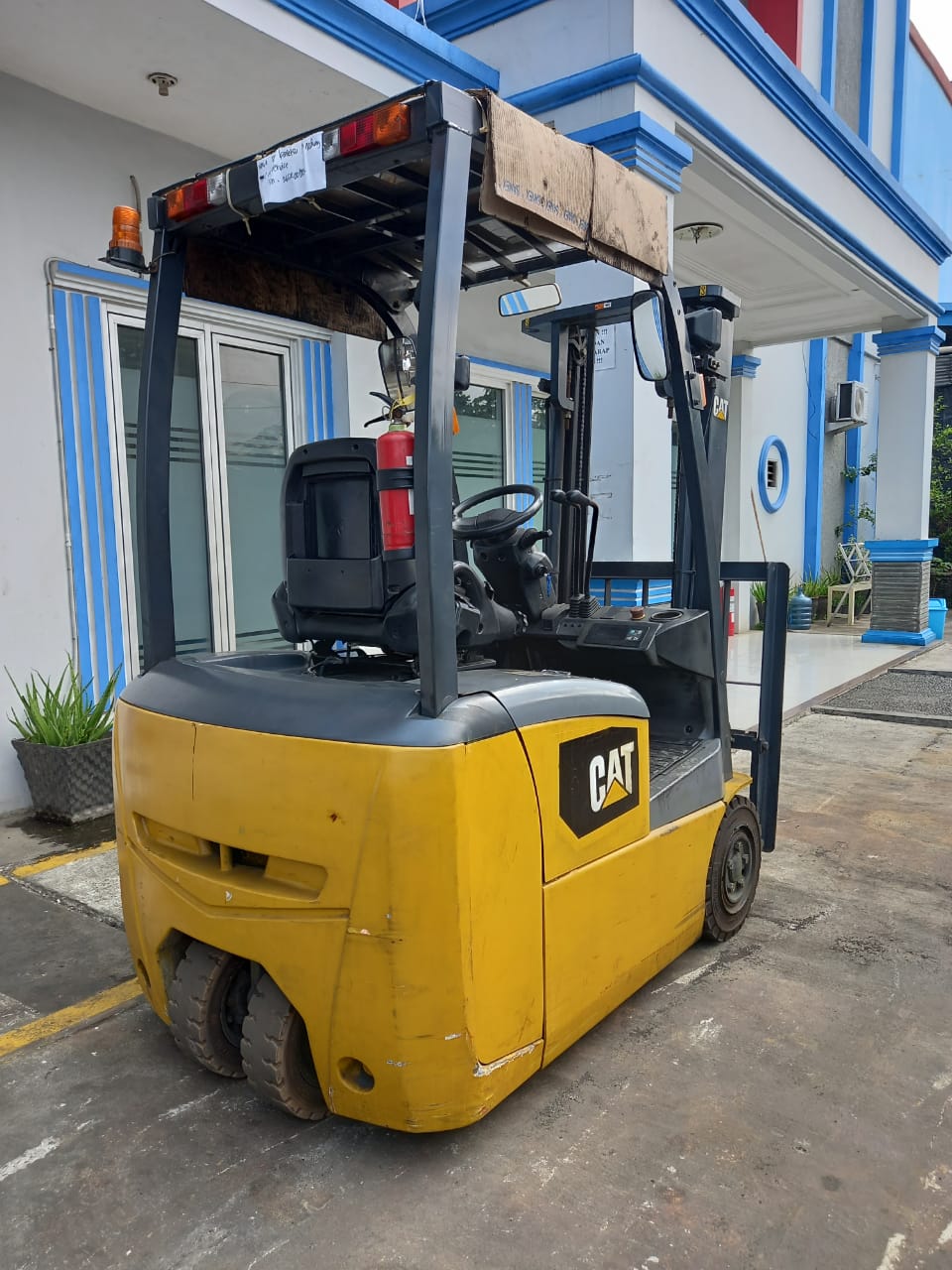 baaee862-725d-45bb-809f-f10a9eee135e Caterpillar Forklift EP25NT. Caterpillar forklift bekas dan baru murah. Distributor forklift caterpillar.
