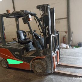 Toyota Forklift 8FB25