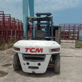 TCM Forklift FD7028