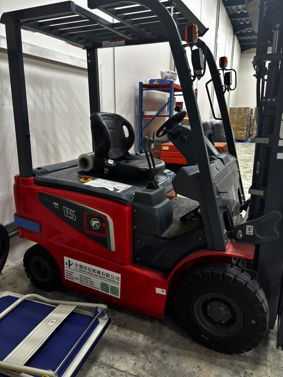 HELI Forklift CPD15 H4 Series Li-ion HELI Forklift CPD15 H4 Series Li-ion