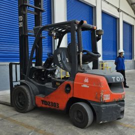 Toyota Forklift 72-8FDJ35 (Mast 5 Meter)